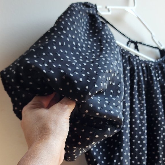 Nasty Gal Black/White Polka Dot Balloon Sleeve Open Back Blouse Size 2 - Picture 7 of 16